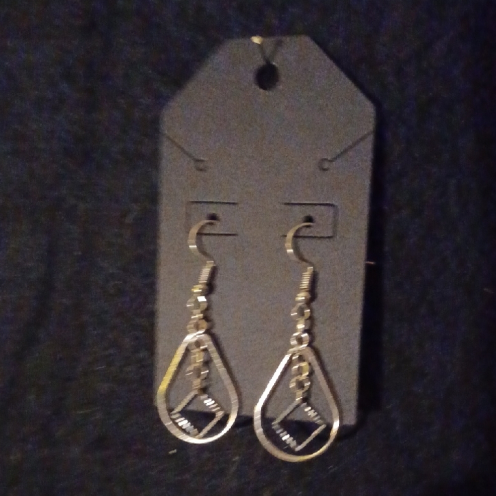 Chic Silver Teardrop Earrings